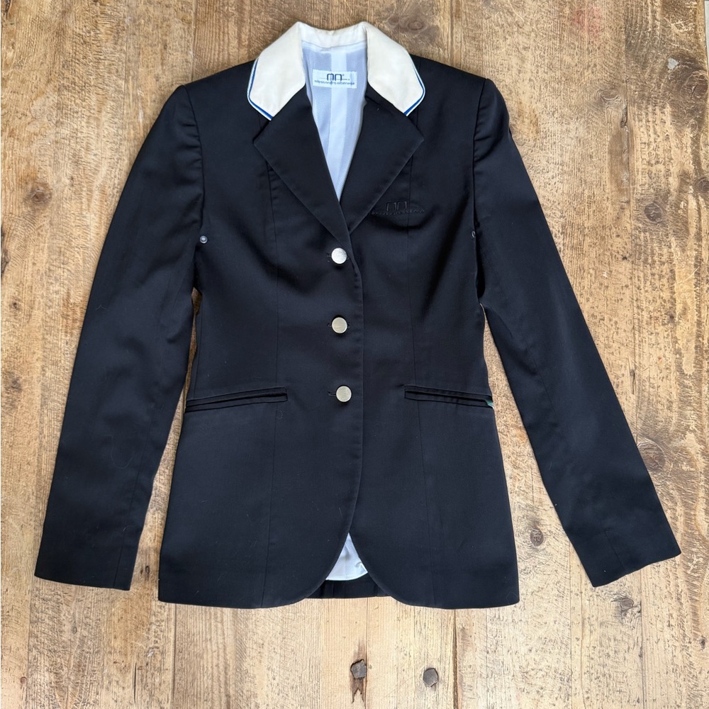Alessandro Albanese show jacket